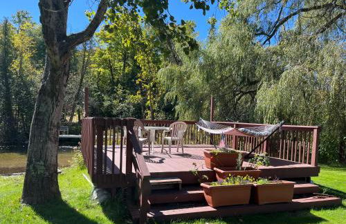 Sleeping Bear Riverside Cabins - Foto 8