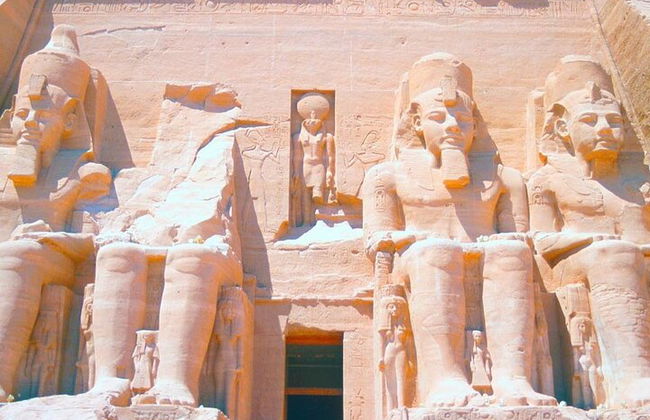 Crociera di 4 notti Luxor, Assuan, Abu Simbel, mongolfiera e tour in autobus da Hurghada - Foto 48