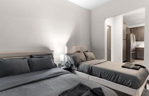 3BR King Bed Balcony North Raleigh - Foto 27