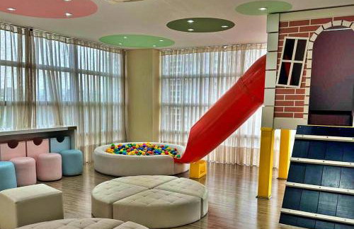 Studio 404 com Piscina e Academia Ar Condicionado no Centro Cívico com Garagem - Foto 8