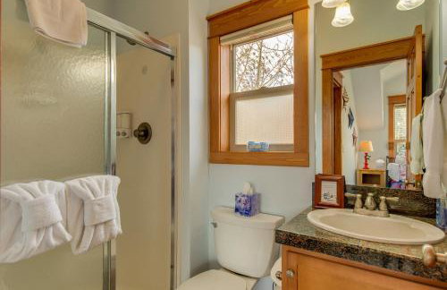 Riverfront Cabin, 4 Mi to Granby Ranch - Foto 19