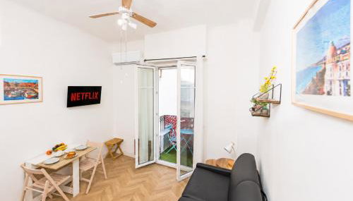 - - Superbe Studio avec Balcon - Nice Centre - - - Foto 3