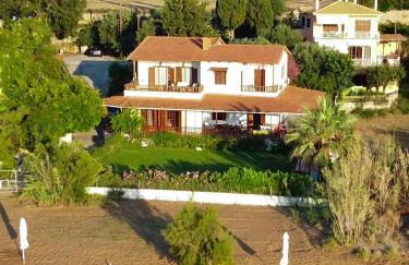 Alekos Beach Houses - Alekos Beach Complex - Photo 4