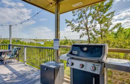 The Outlook - Spa and deck views of Hill Country - Foto 23