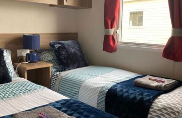 Deluxe 3 bedroom caravan in Haven's Seton Sands Holiday Village,Wifi - Foto 2