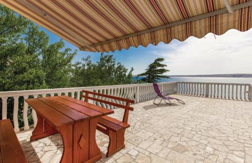 Gorgeous Apartment In Lukovo Sugarje - Foto 6