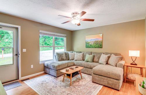 Campton Cottage with Hot Tub, Near Hiking and Climbing - Foto 4