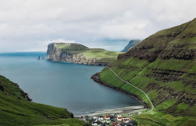 Tranquil Village Retreat | Tjørnuvík - Foto 1
