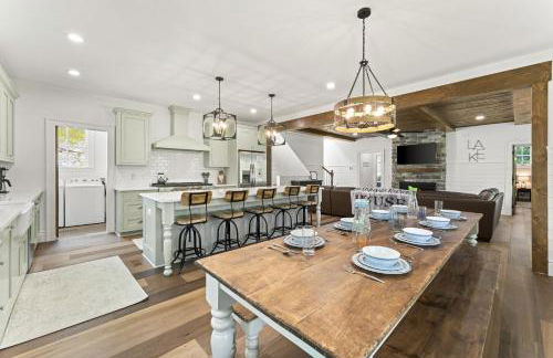 Lakeside Retreat Sleeps 22 Dock Grill Game Room - Foto 13