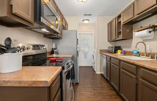 Cozy Cottage-3 mi to UofA-4 mi to DT - Foto 8