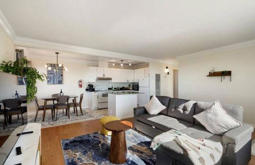 Mountain View 2BR Retreat with Private Deck - Foto 4