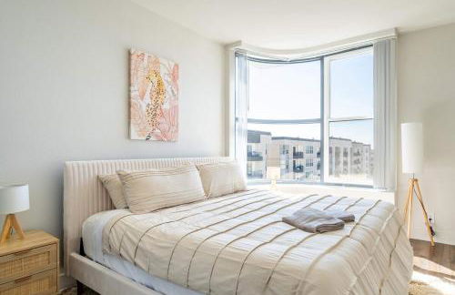 Sleek Marina Den, Central, Gym, Pool, King Bed - Foto 4