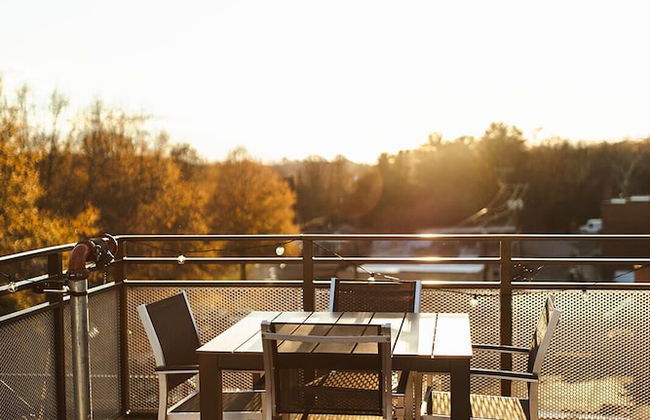 Three Trails Downtown Elkin - Foto 79