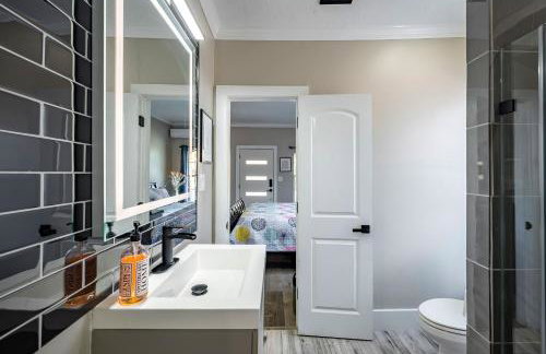 4BR HOME SLEEPS 13 DOWNTOWN/Pet Friendly/EVCharger - Foto 19