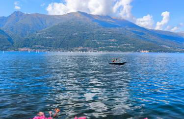 On the Lake - Foto 64