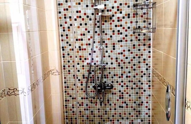 Cemed House - Photo 40