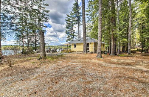 Lakefront Cottage Boat Dock, Patio and Kayaks! - Foto 29
