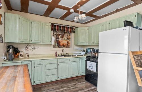 Off Grid Cozy Private Cabin - Foto 16