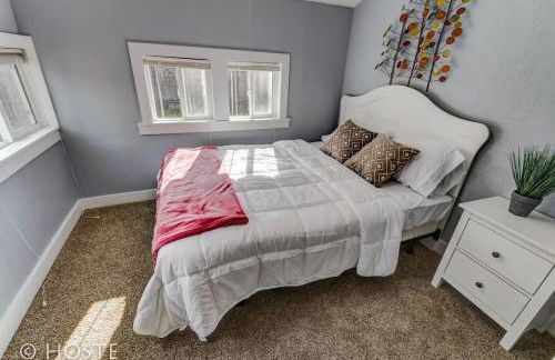 *H* NEW! Downtown Cottage Newly Renovated! * - Foto 14