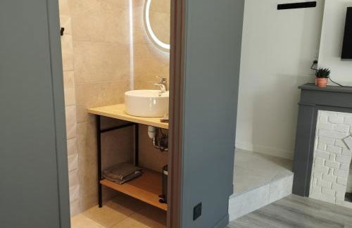 CoLiving des Moulins sur Crémieu 3étoiles - Proche de Lyon & Bugey - Foto 41