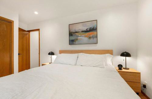 Pinewood Lodge - Backs to Forest - Near Downtown! - Foto 13