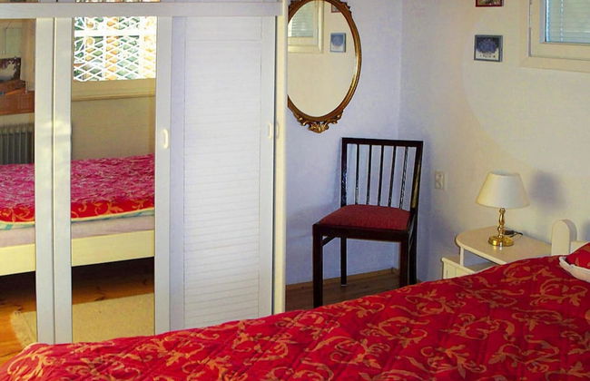 Beautiful Holiday Home in Zawory With Terrace - Photo 4