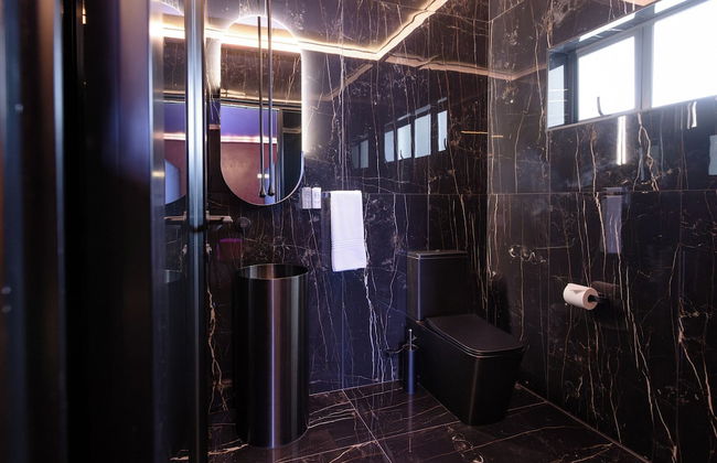 Mint Hotel Rosebank - Photo 37