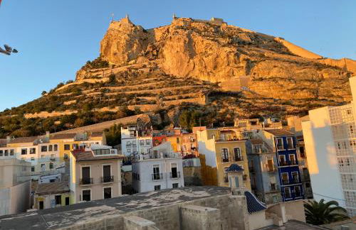 Apartamento con vistas al mar primera linea de playa del Postiguet - Photo 52