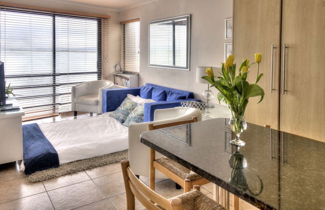 185 on Beach Boutique Suites and Apartments - Photo 56