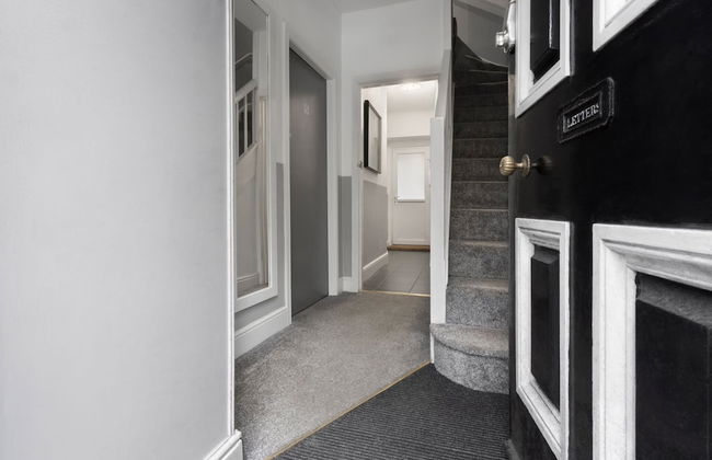 Windermere Central Hotel - Room 4 - Photo 33