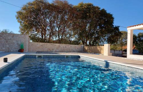 CHARMY LUNA holiday house with swimming pool - Foto 3