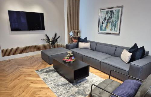 Newly Renovated Flat with Parking space - Foto 11