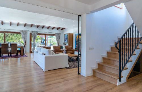 Villa con Piscina, BBQ y habitaciones ensuite by Can Panxo - Foto 26