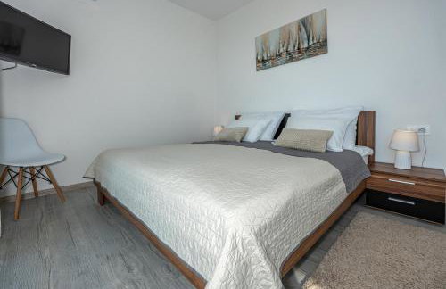 Luxury White Sails Villas with a Multi Sport Court and Sea View - Photo 59