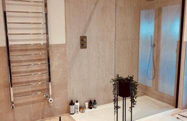 Stunning Beach House Indoor Pool - Foto 36