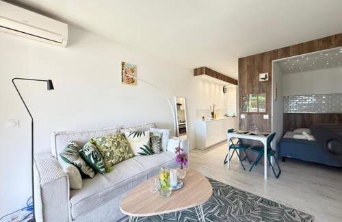 Beach Studio in Golfe-Juan near Cannes and Antibes - Foto 8