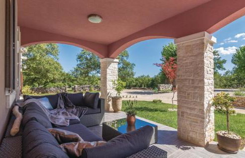 Gorgeous Home In Nedescina With Sauna - Foto 33