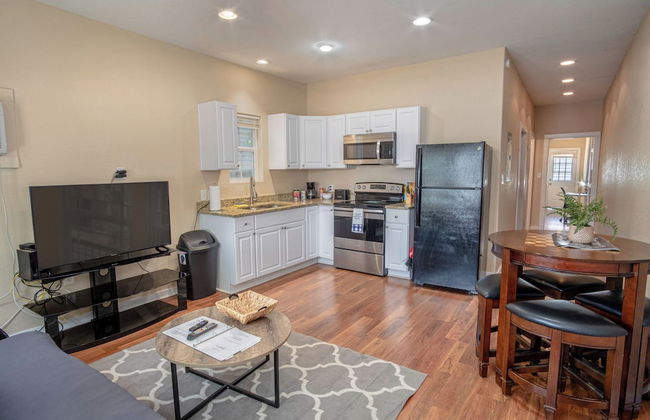 Renovated 2br/2ba Near Downtown - Foto 26