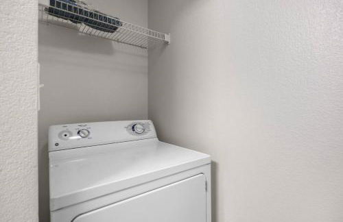 Cozy Retreat Near UT & Downtown - Foto 22