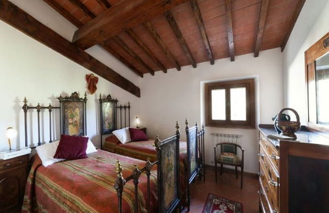 Farmhouse in Tuscany With Pool & Valley Views - Foto 13