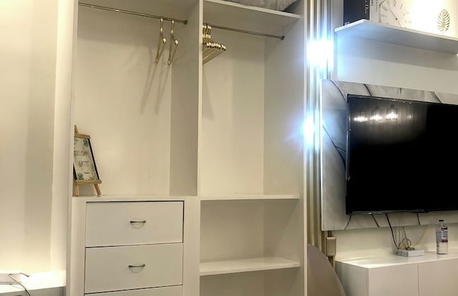 Luxurious White & Gold Haven in Makati - Foto 14