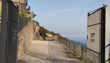 Il Ciuffo: ampia casa panoramica con parcheggio. - Foto 4
