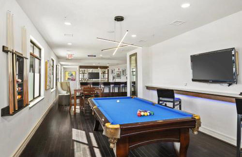 Spacious Comfort Near Downtown Hotspots - Foto 5