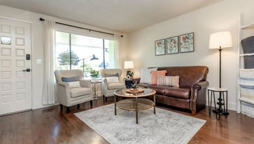 Short Walk to DT/ AC/Gas Fire Pit/BBQ/Coffee Bar - Foto 5, furniture