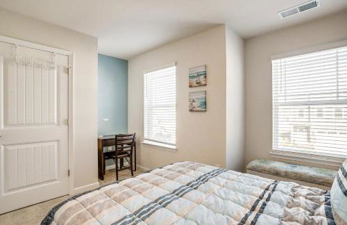 Pool Access and Beach Shuttle Millville Townhome! - Foto 18