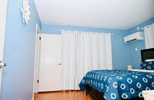 The Charming Cozy 4-Bedroom Getaway in Glen Burnie - Foto 30