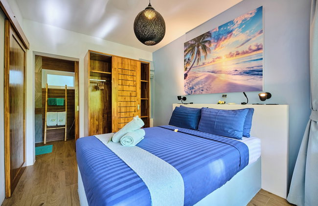 Joy Beach Villas - Photo 41