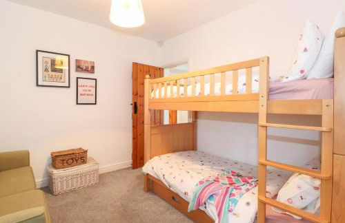 Garden Cottage - Photo 17