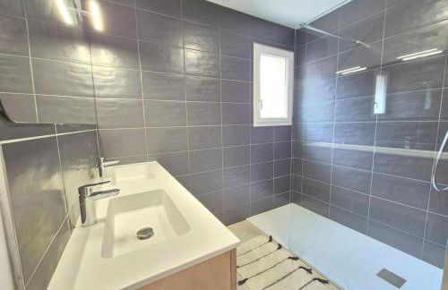 Le Clos Des Farges #Clim#Parking#Terrasse Meublé classé 3étoiles - Foto 10