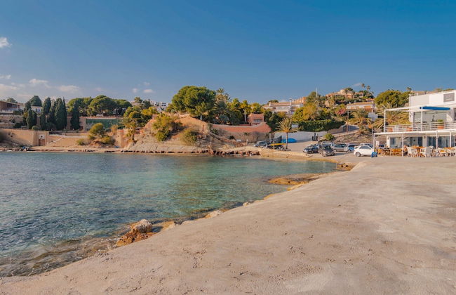 Stylish Alfas del Pi Stay - Foto 28